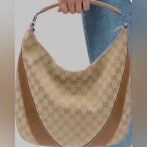 Bundle 2 Bags Gucci Bundle (2) Pre-owned Condition 1 shoulder & 1 Tote